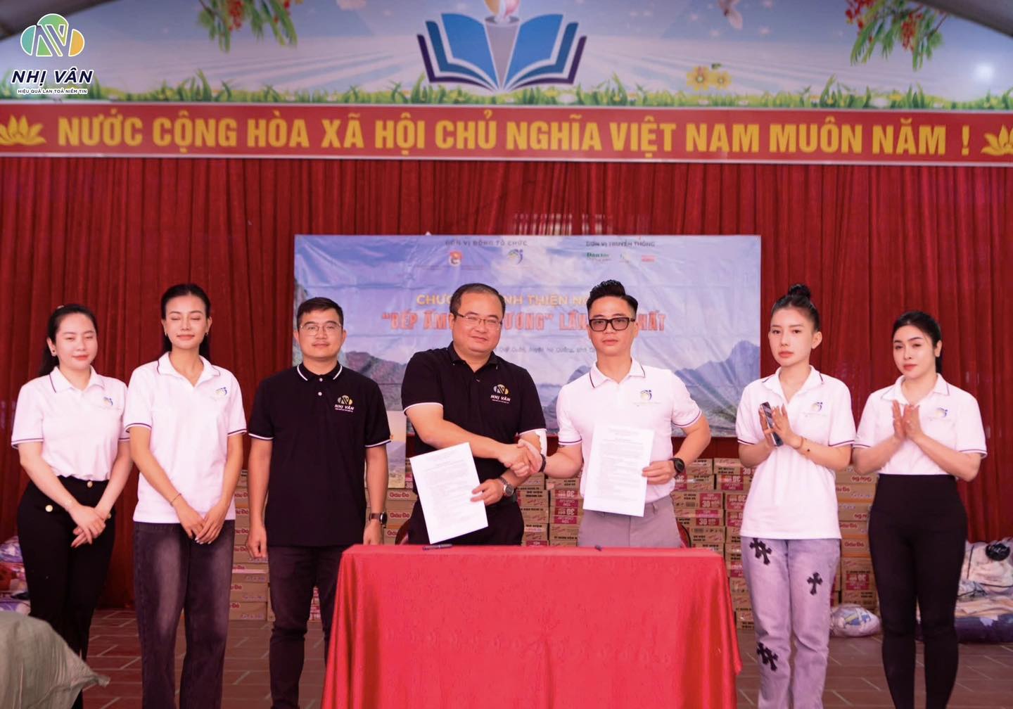 nhi-van-media-ky-ket-hop-tac-cung-quy-thien-nguyen-tam-thuong-01