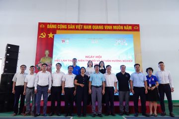 Ngày hội việc làm thanh niên Thủ đô và Tư vấn hướng nghiệp năm 2026 tại phường Tùng Thiện: Kết nối cơ hội, mở lối tương lai cho thanh niên địa phương